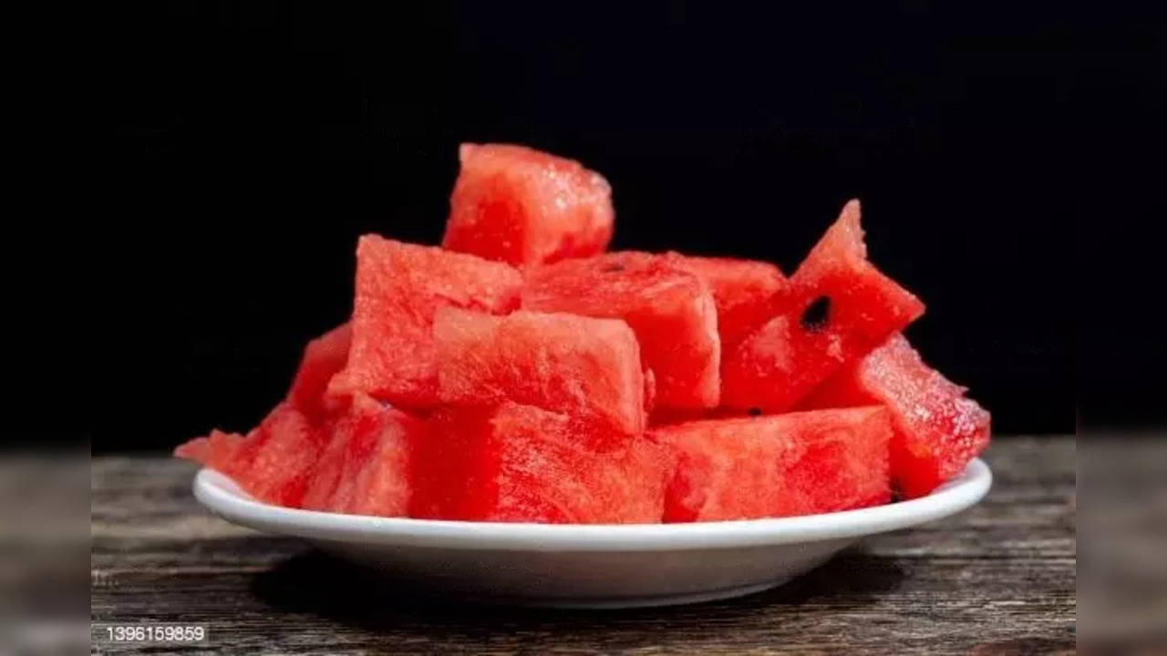 Which foods to consume during Ramadan to remain hydrated