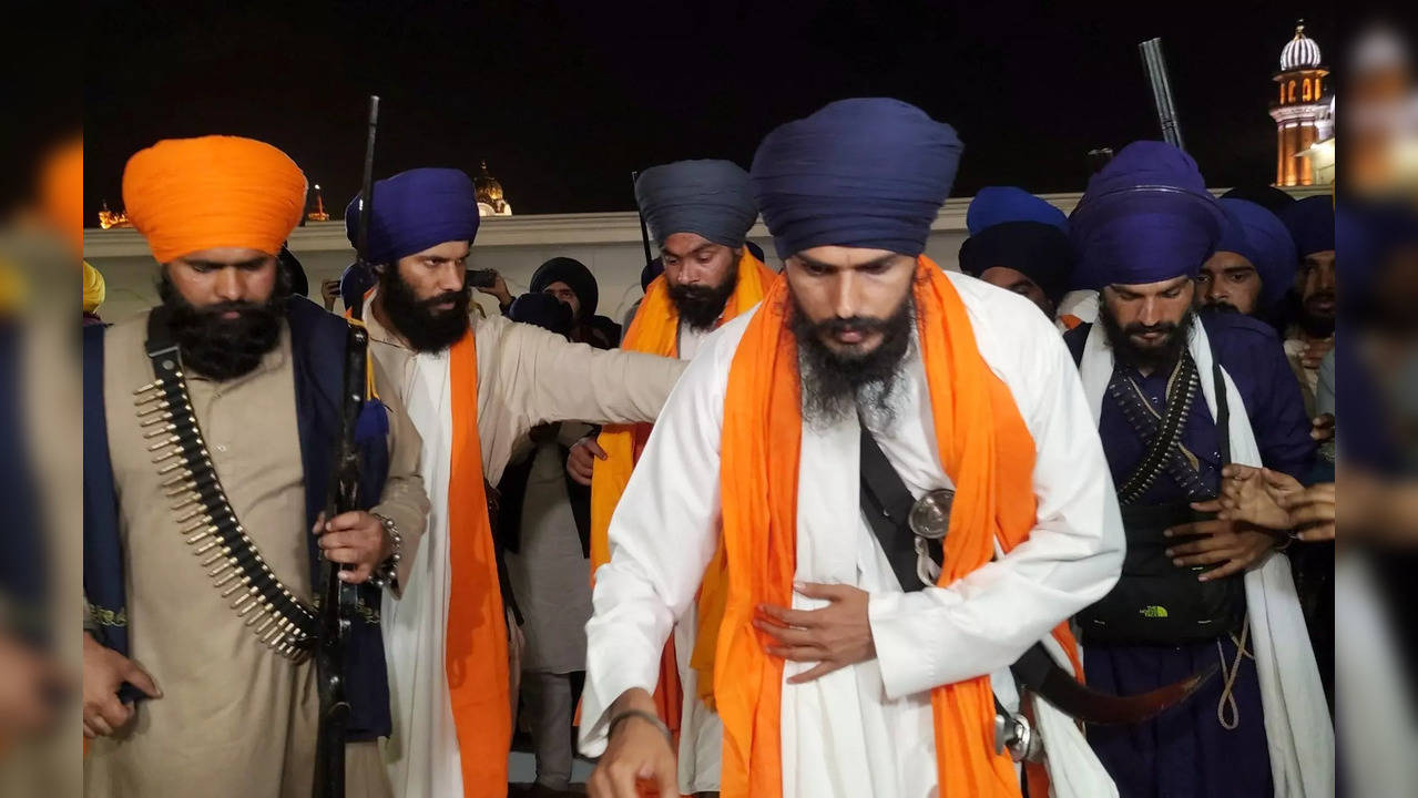 Pakistan's ISI operatives, Khalistani supporters get active to save Amritpal Singh - EXCLUSIVE Details | India News, Times Now