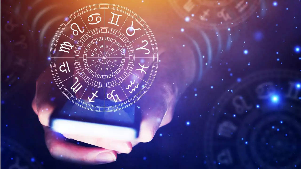 Daily Horoscope Today, March 22, 2023: Watch astrological predictions for Aries, Leo, Sagittarius and Aquarius