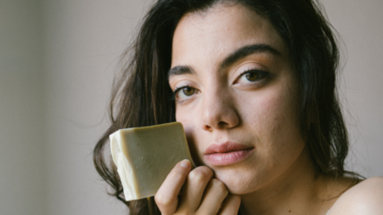 Reasons to avoid washing your face with soap. Pic Credit: Pexels