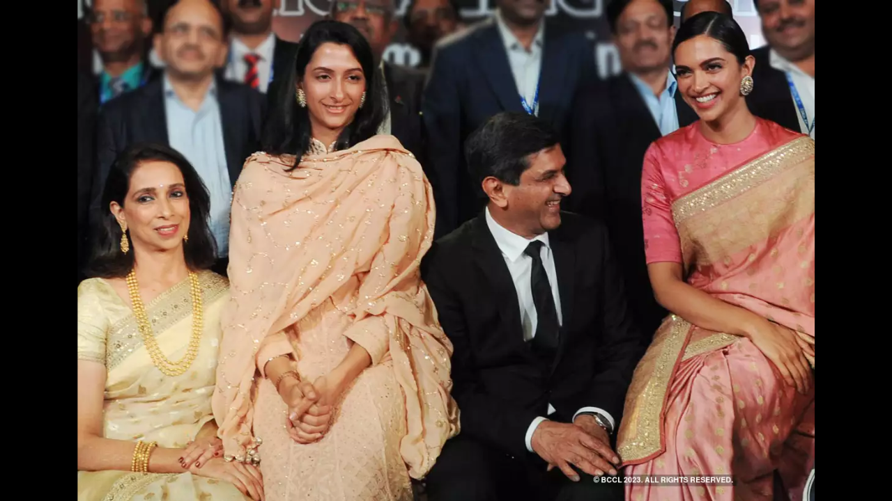 Deepika Padukone parents