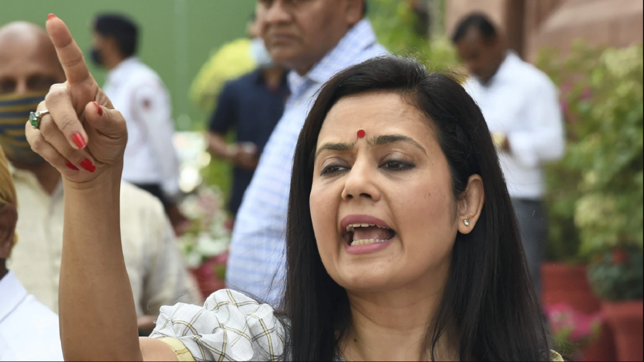 Mahua Moitra shares pic of Bilkis Bano's rapist on stage with BJP MLA