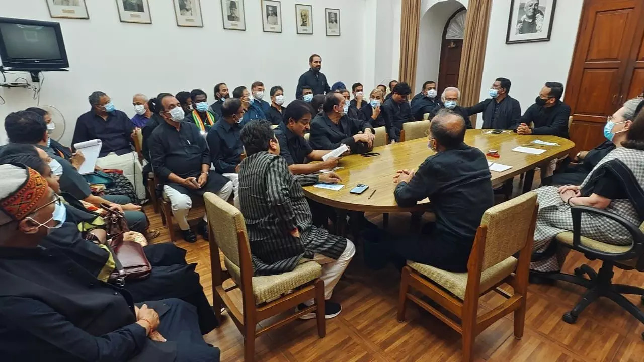 Congress MPs in both the Lok Sabha and Rajya Sabha gathered at the Congress Parliamentary Party office wearing black clothes