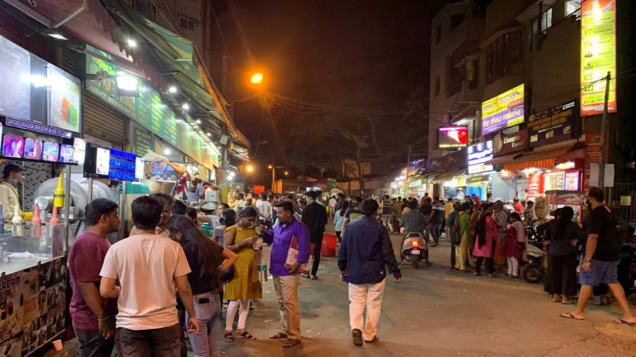 VV Puram food street in Bangalore