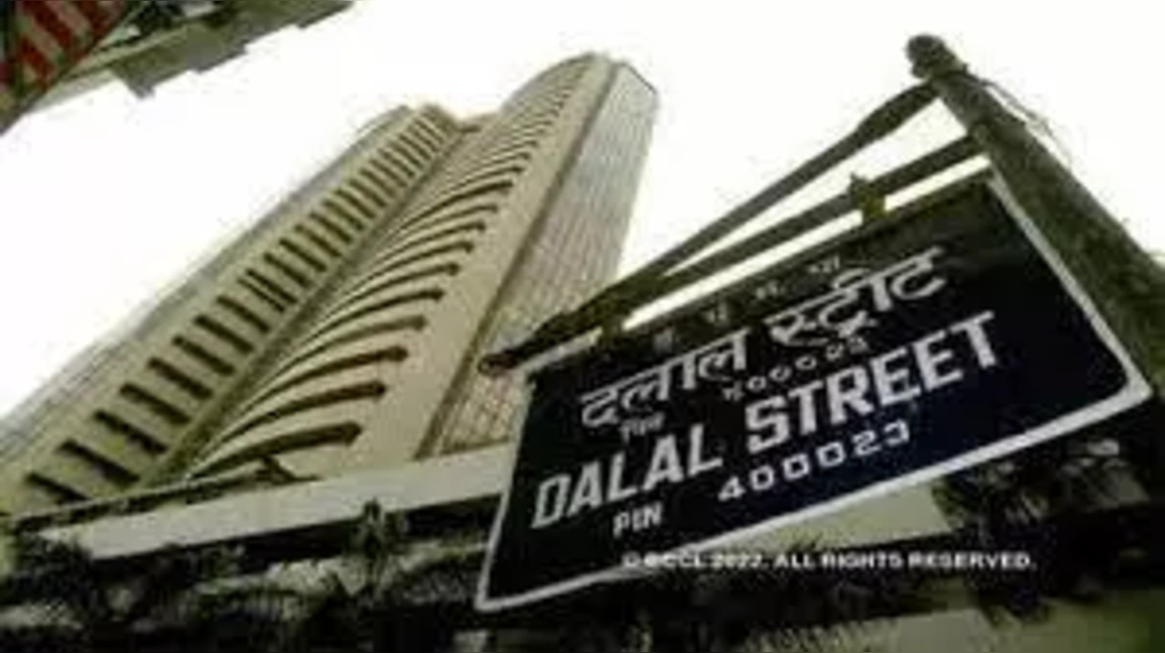 Stock Markets Today March 28: Closing Bell - Sensex, Nifty erase early gains to settle in red; IT, auto shares play spoilsport