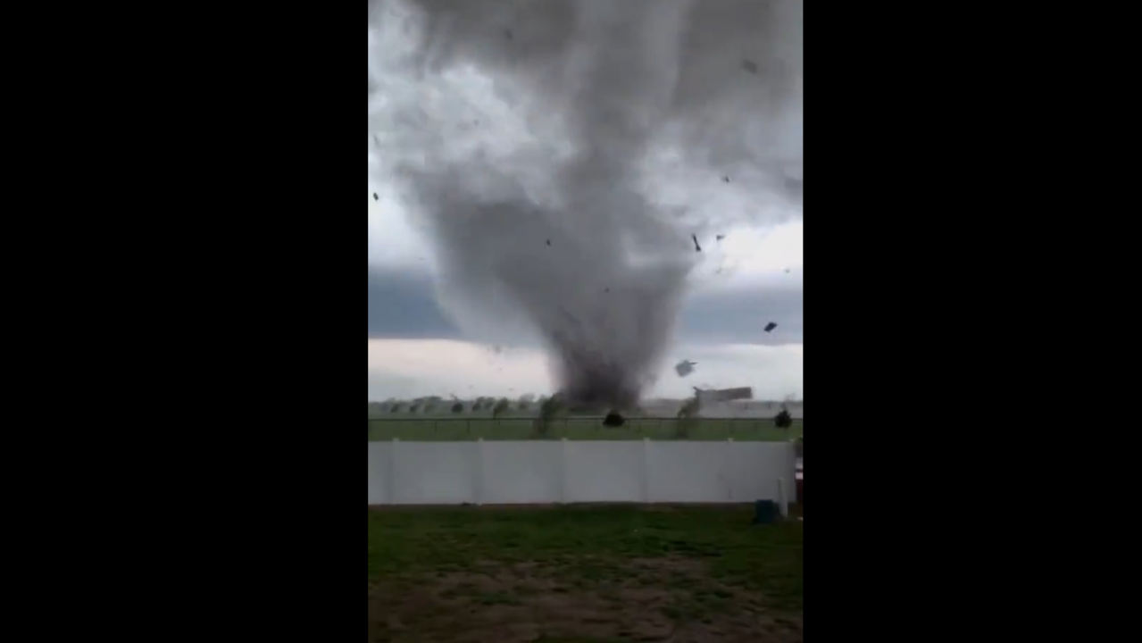 Viral video: Man continues to film deadly Andover tornado until it ...