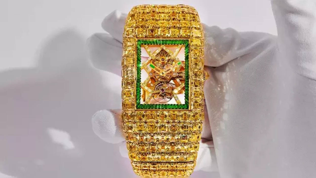 Christie's sets global record for the most expensive watch auctioned online  - Watch I Love