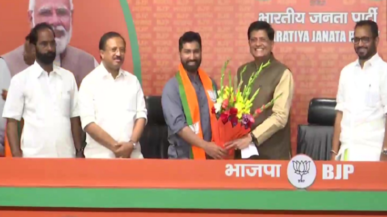 Anil Antony, Congress leader AK Antony's son, joins BJP