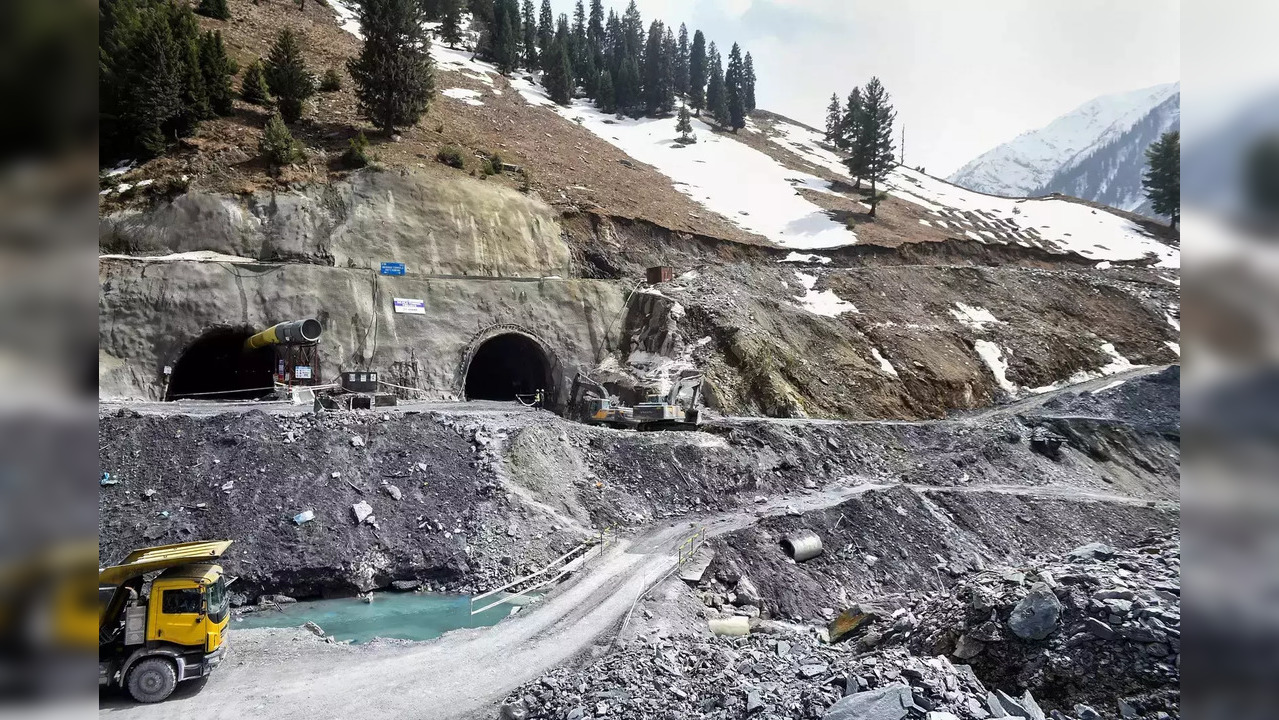 zojila tunnel