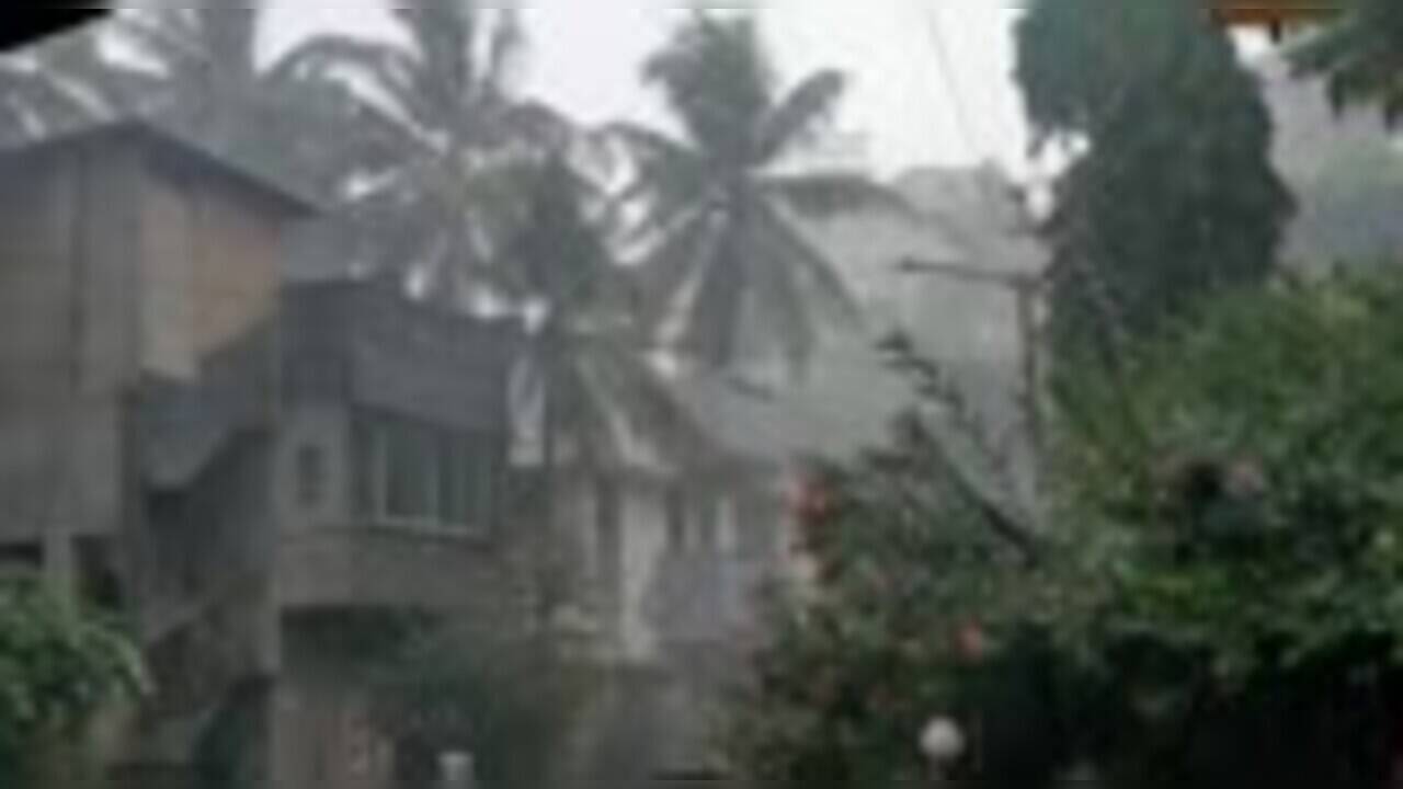 Pune weather Areas where heavy rains was reported include Dhayri, Hadapsar, Sinhagadh Road, Taljai