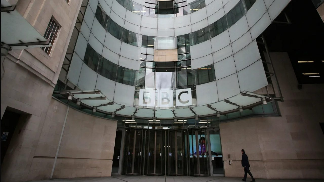 Twitter Labels BBC As 'Government-Funded Media'