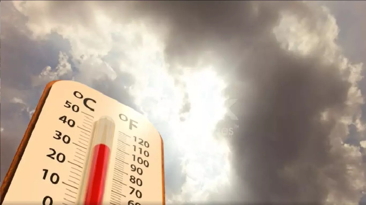 The IMD said on Tuedsay that Northwest, central and west India are predicted to record temperature 2-3 degrees above the normal temperatures.