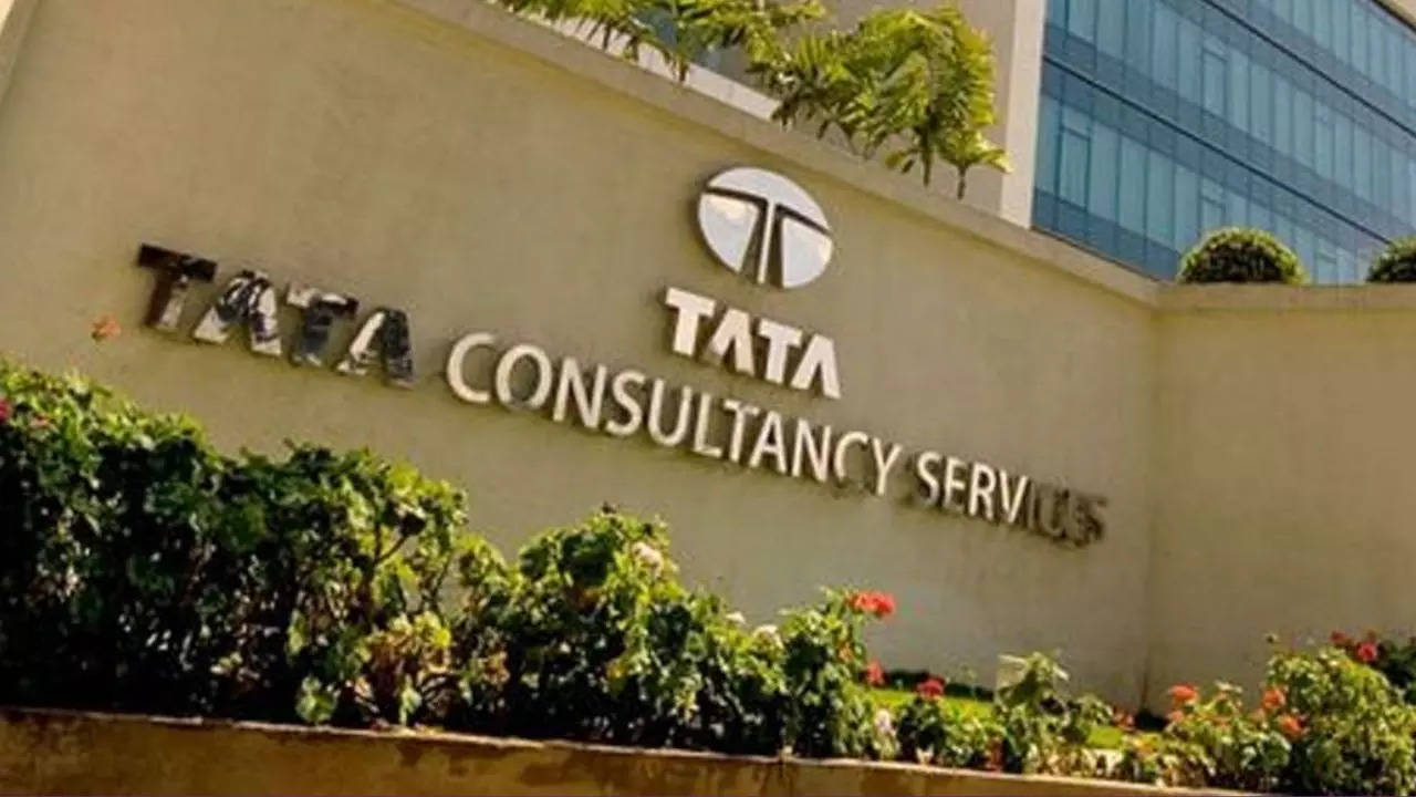 TCS share price target 2023 Check TCS Q4 results, dividend news