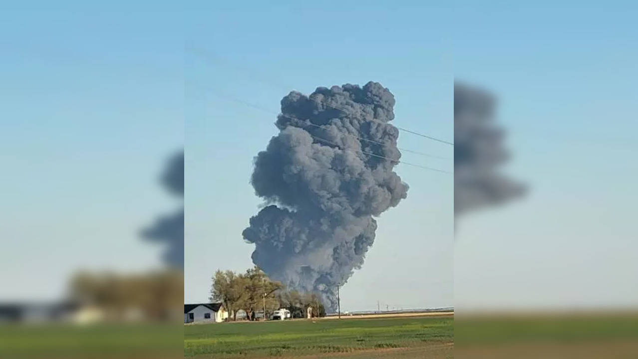 'Horrific' explosion and fire kill 18,000 cattle in Texas