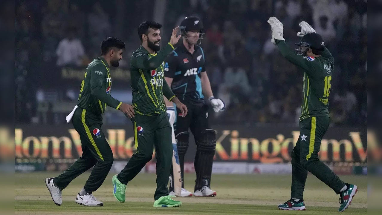 Pakistan beat New Zealand Babar Azam