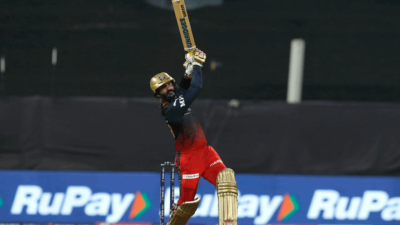 Dinesh Karthik RCB DC BCCI IPL (1)