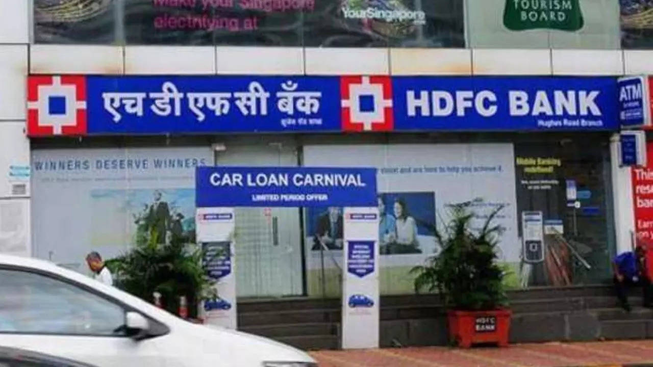 Hdfc Bank Share Price Today Stock Down 2 Per Cent After Muted Q4 Results Should You Buy 2647