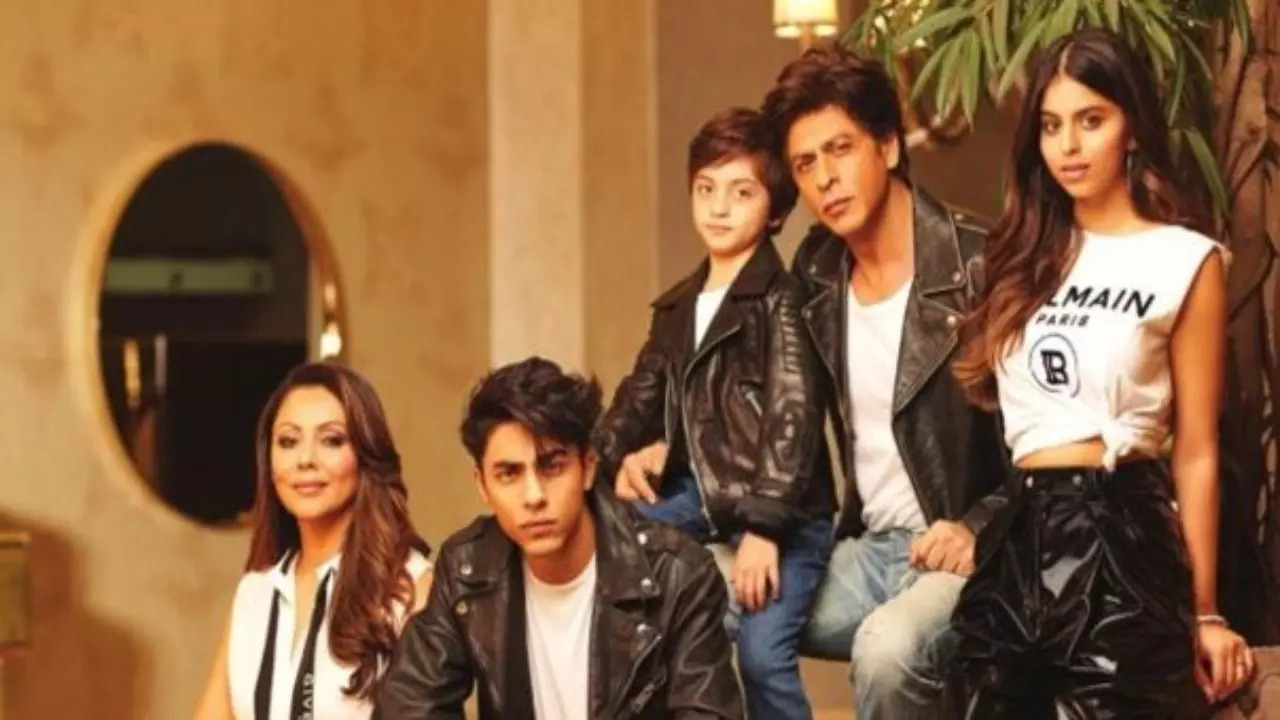 Shah Rukh Khan's UNSEEN Family Pics From Coffee Table Book Go Viral. See Inside