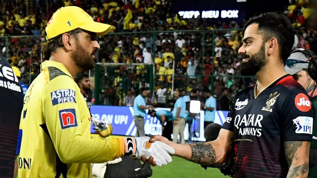 MS Dhoni, Virat Kohli