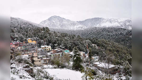 Himachal Pradesh Weather The Hot Tourist Destination Receives Snowfall Rainfall In Shimla 9259