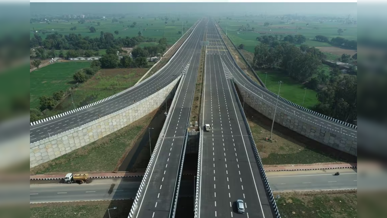 Digital Highways! NHAI Plans 10,000 Km Of Optic Fibre Cables Infra ...