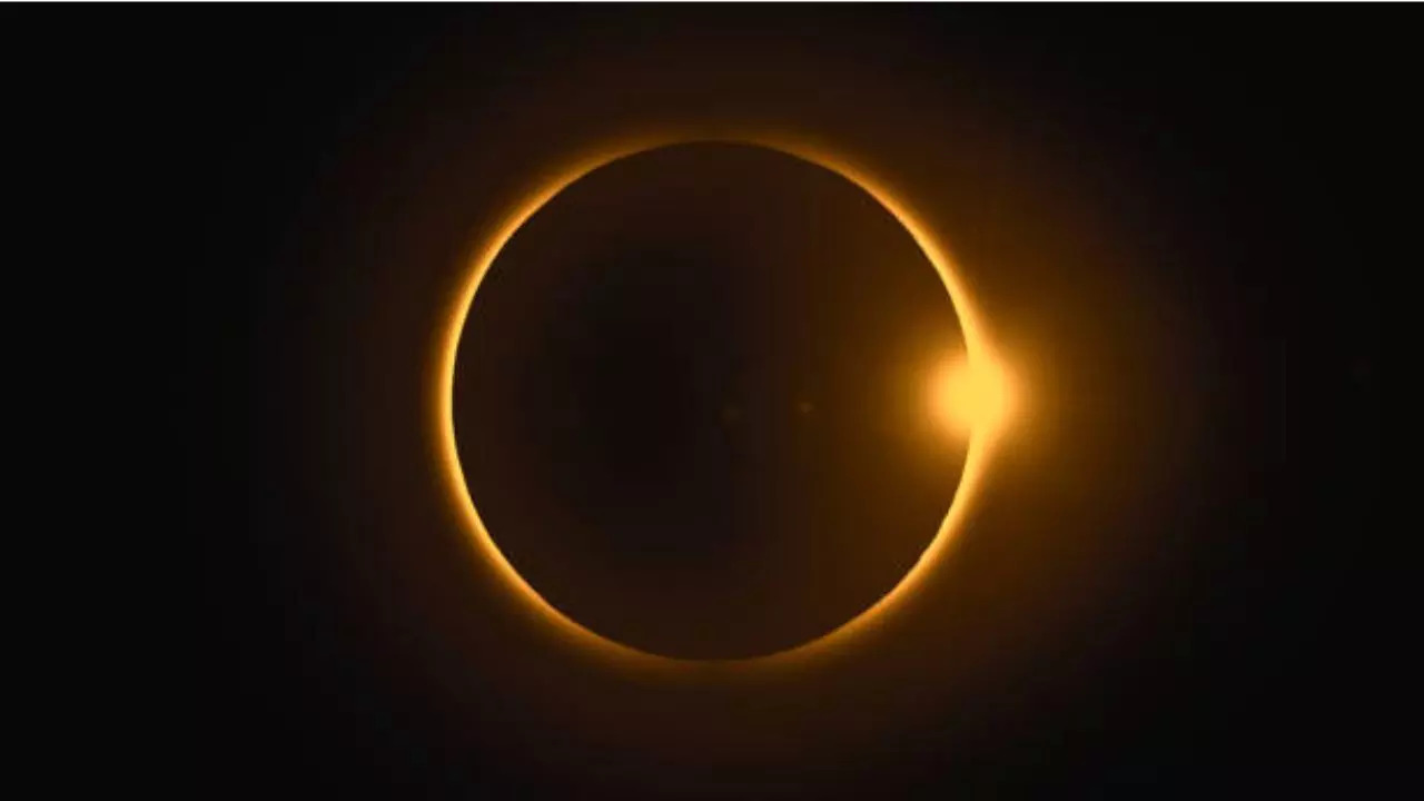 Solar eclipse