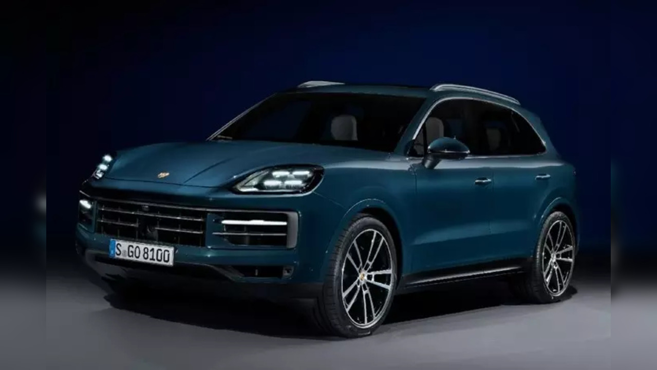 Porsche drives in the new Cayenne facelift at Rs 1.36 crore