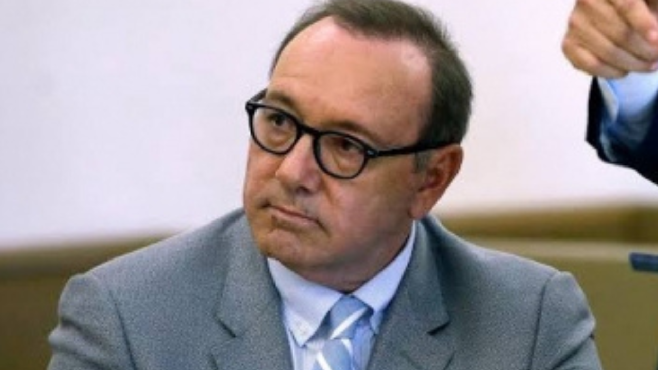 House Of Cards Actor Kevin Spacey To Face Four Week Trial In Sex Assault  Charges | Entertainment News, Times Now