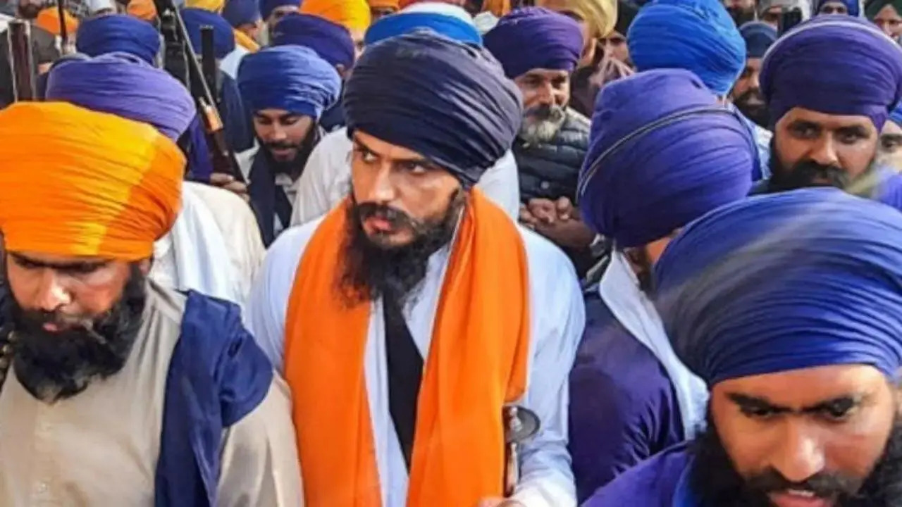 Amritpal Singh Surrenders Before Punjab Police