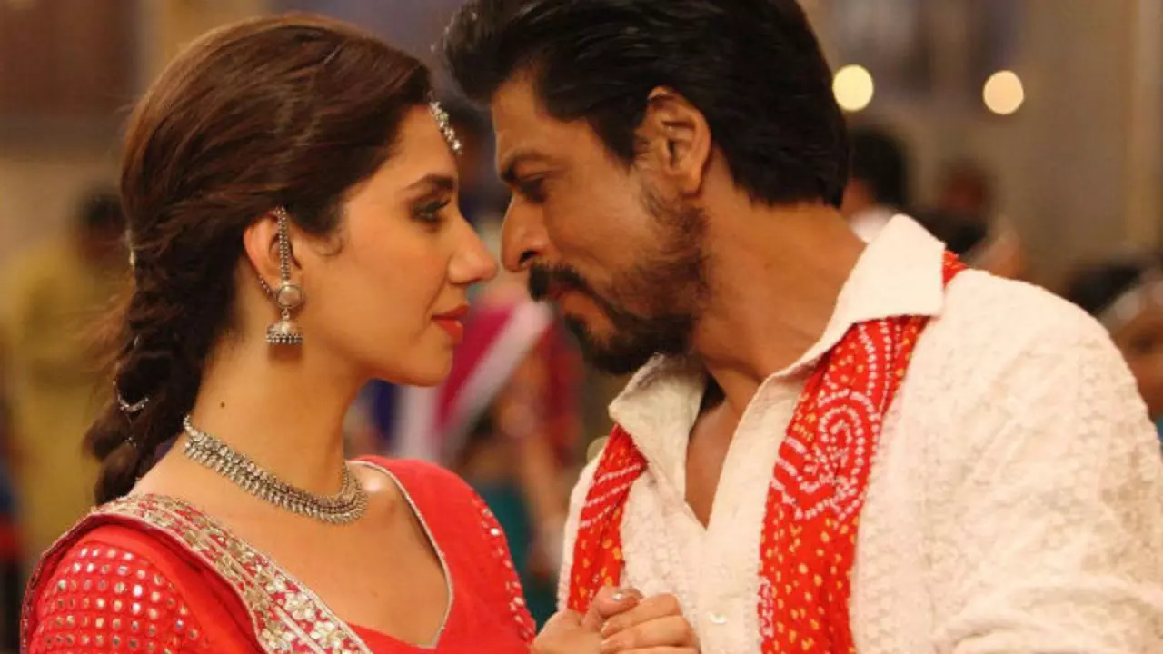 Mahira Khan On 'Nose-To-Nose' Kissing With Shah Rukh Khan While Shooting Zaalima