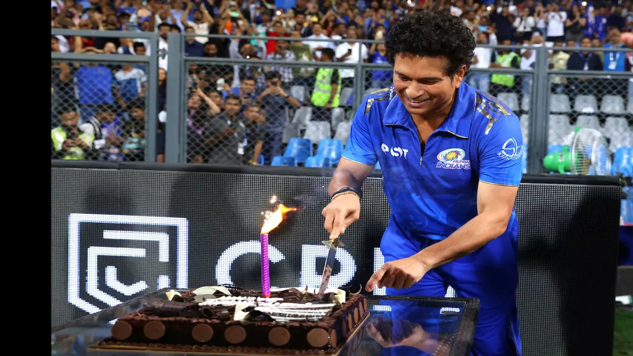 Happy Birthday Sachin Tendulkar, the Fidgety Theoretician