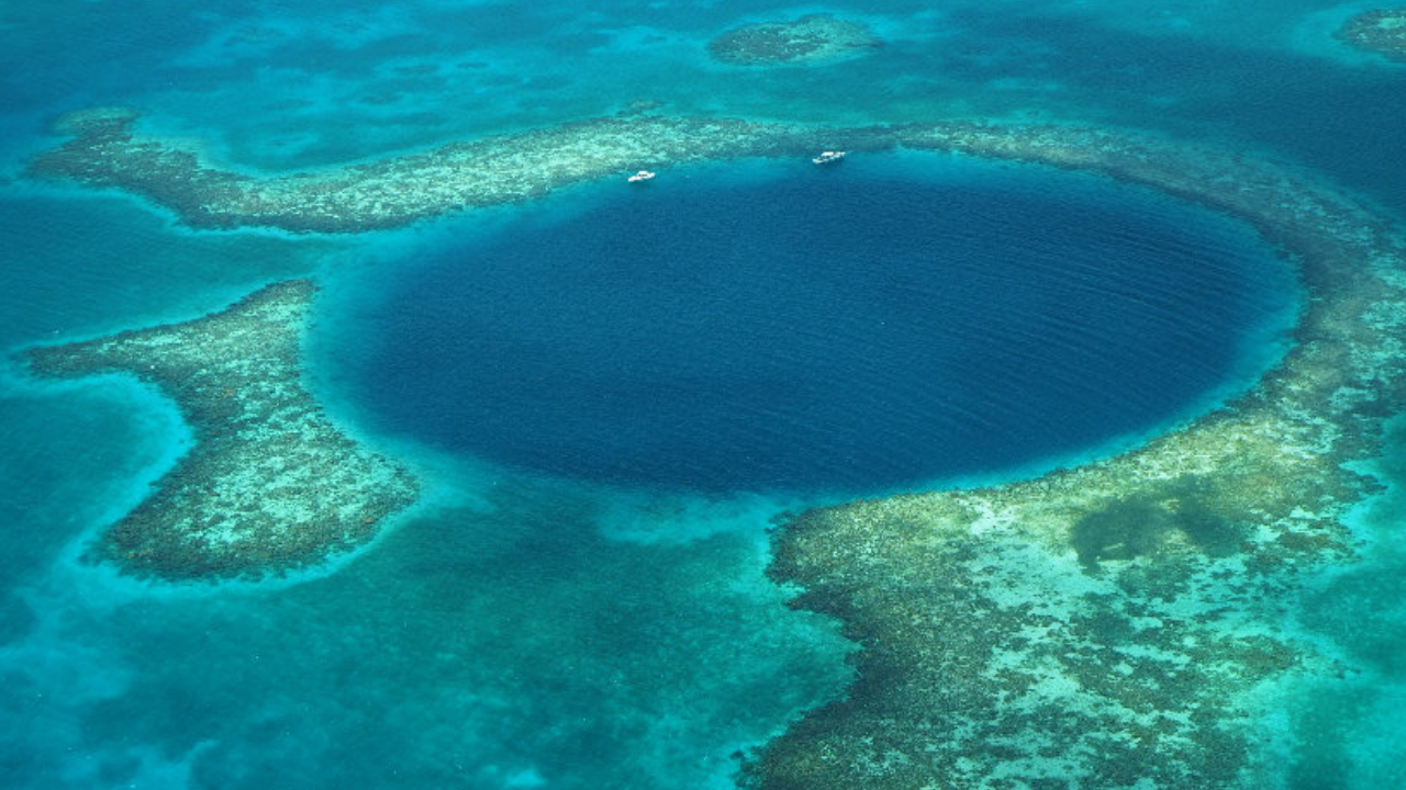 World's Second-Deepest Blue Hole Where Dinosaur-Killing Asteroid Landed