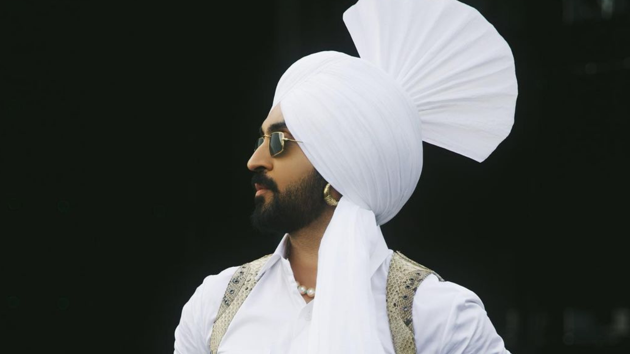 Diljit dosanjh  Singh street style, Punjabi men, Cool outfits for men