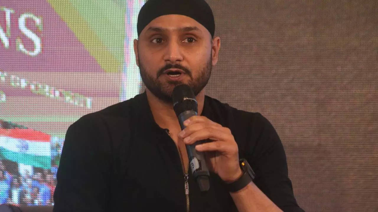 Harbhajan Singh Commentary 3 IANs (1)