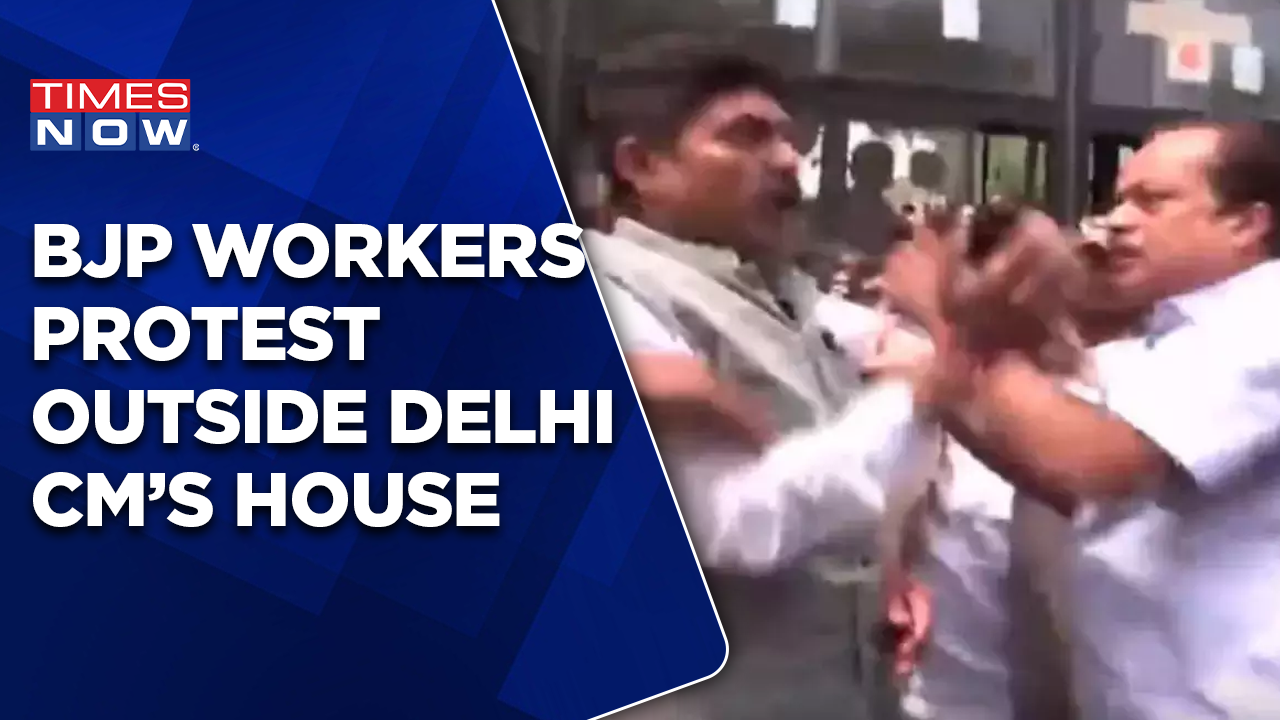 Bjp Workers Protest Outside Residence Of Cm Arvind Kejriwal Raise Slogans Of Kejriwal Chor Hai Bjp Workers Protest Outside Residence Of Cm Arvind Kejriwal Raise Slogans Of Kejriwal Chor Hai
