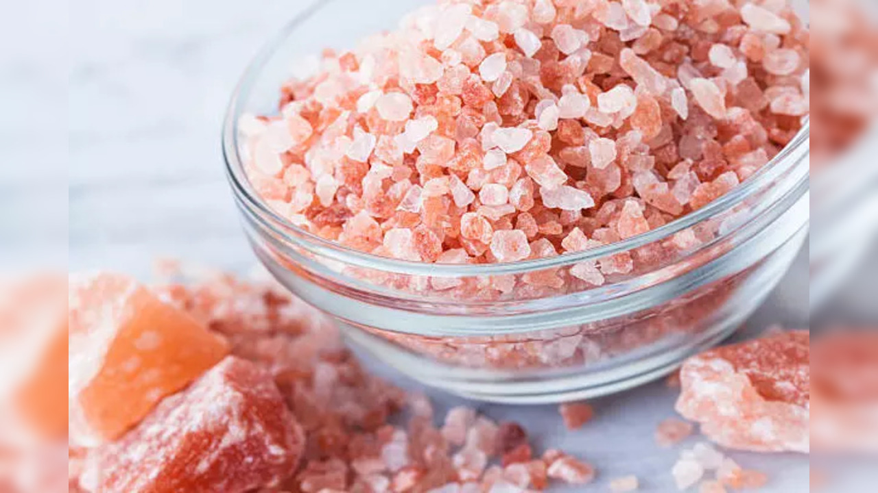 Rock Salt helps remove negative energy from the house according to Vastu