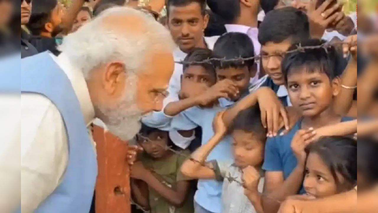 PM Modi interacted with children during his visit to Kalaburagi in Karnataka