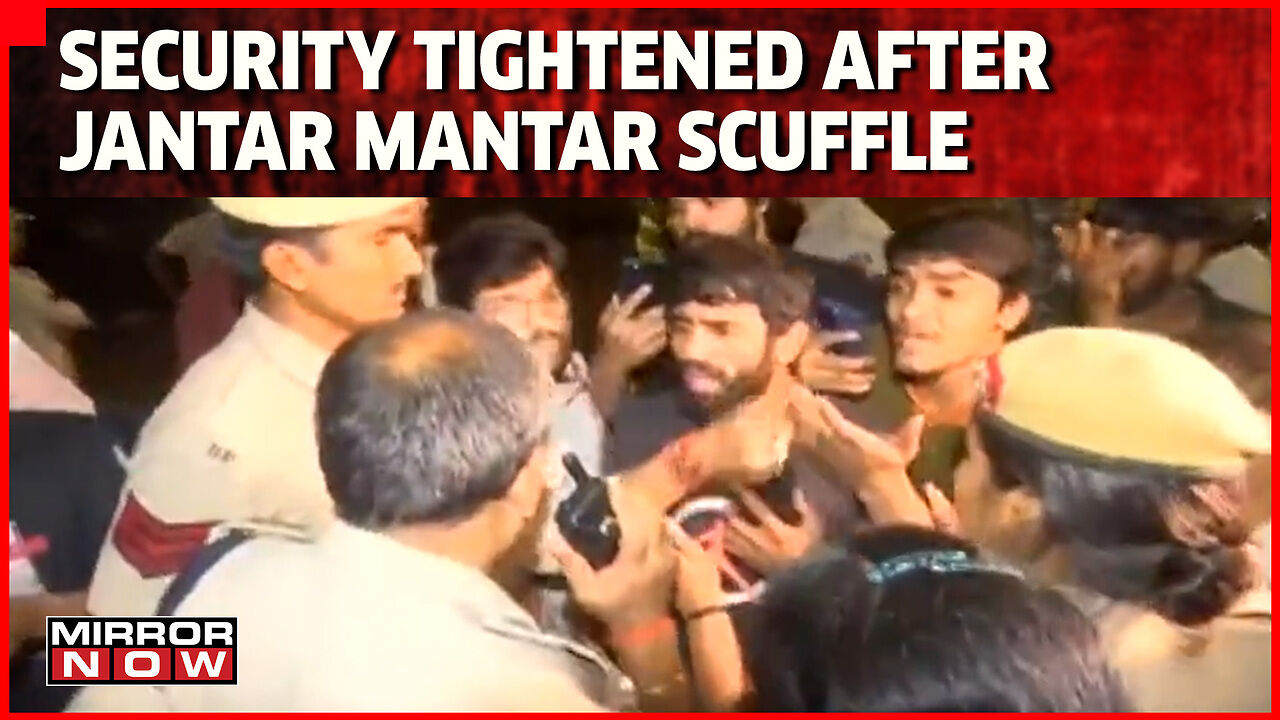 Security Beefed Up At Jantar Mantar After Midnight Scuffle Between ...